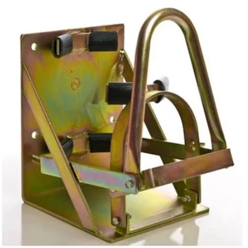 Heavy Duty Vehicle Bracket Over Centre 4.5kg
